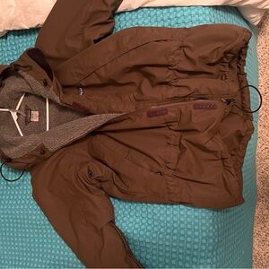Patagonia Brown Jacket with Gray Fleece Lining